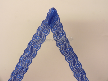 lichtblauw elastisch strokenkantje