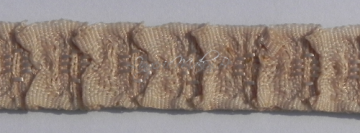 Huidskleurige schouderband, gefronst 13 mm.